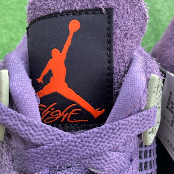 -Edm- 👾*NEW* Air Jordan 4 Retro “Canyon Purple” (Sz 8.5) - Picture 3 of 10